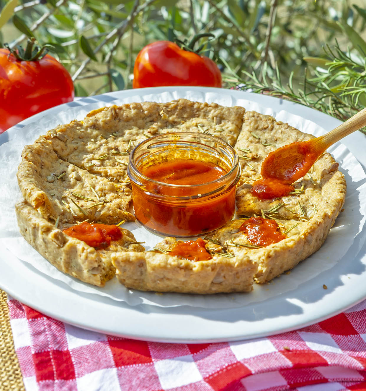 Fladenbrot mit Rosmarin von La Vialla und Rosmarina-Soße