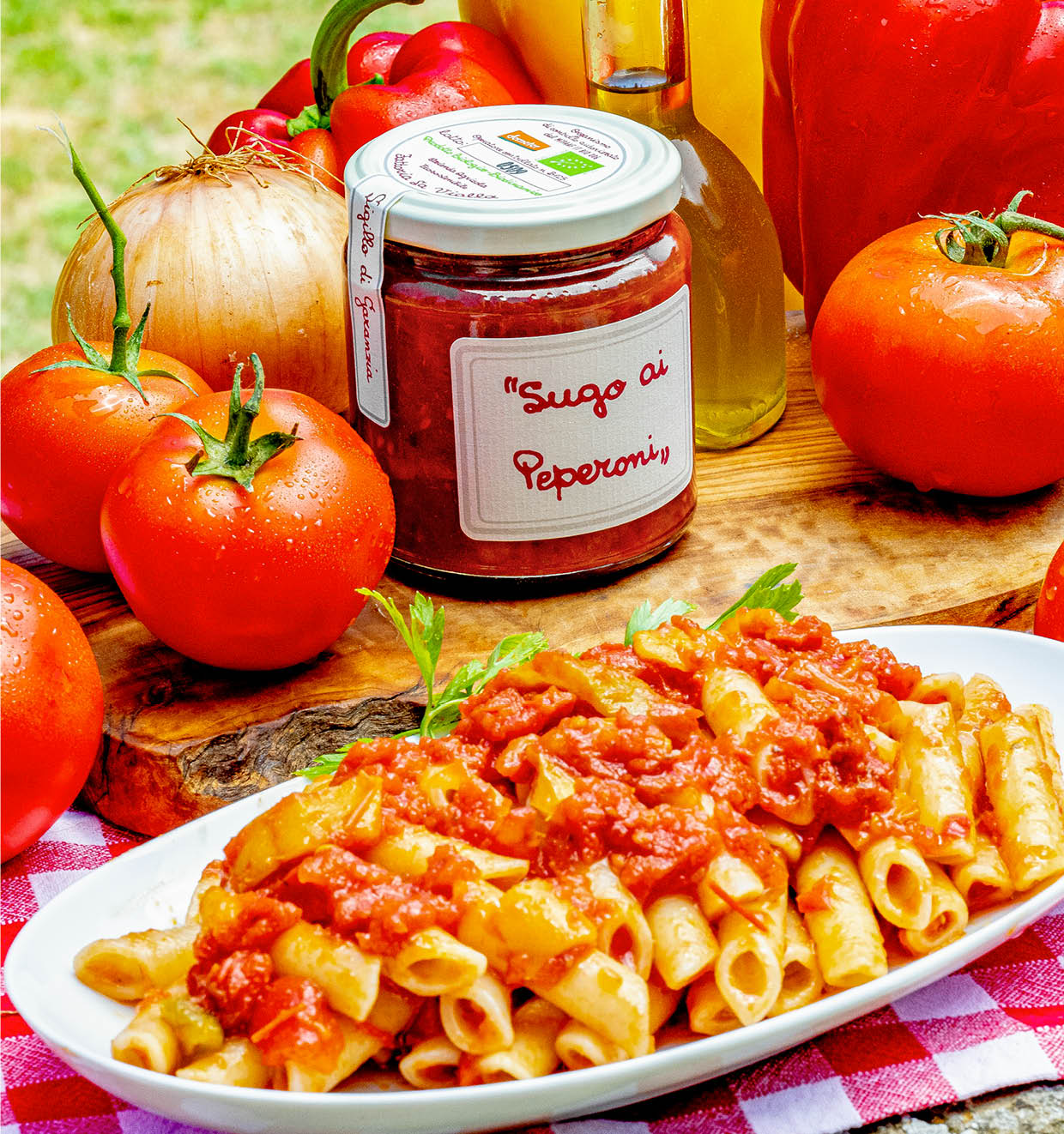 Soße aus Tomaten und Paprikaschoten