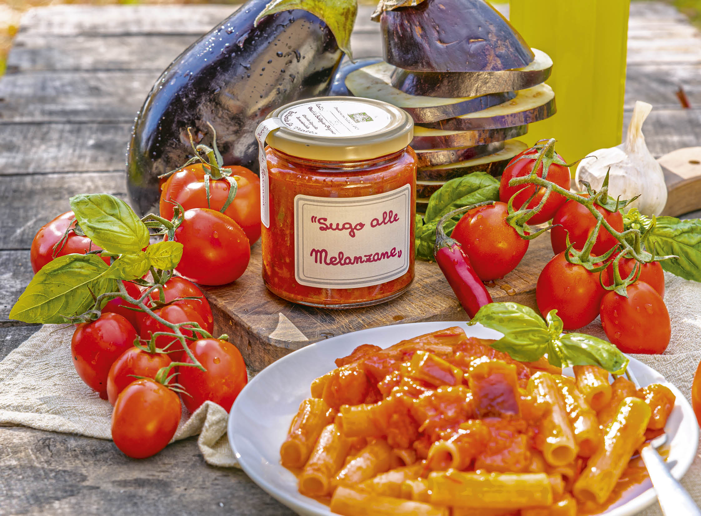 Soße aus Tomaten und Auberginen