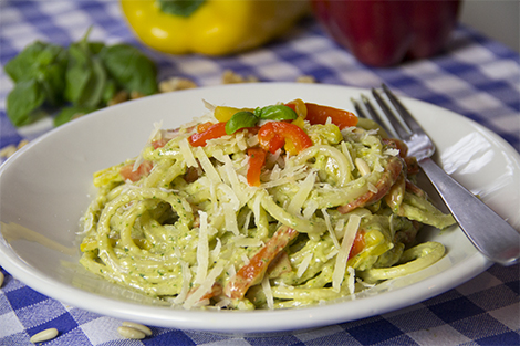 Pici al pesto con i peperoni | Fattoria La Vialla