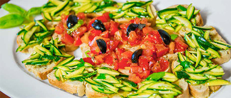 Crostini di zucchine e pomodori | Fattoria La Vialla