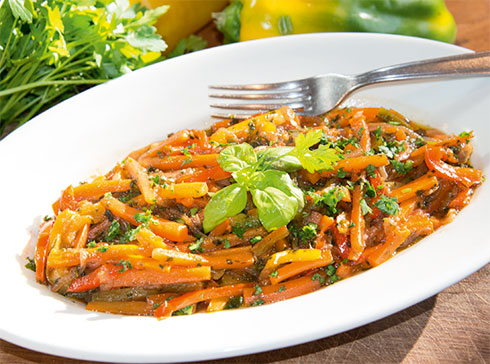 Gorgheggi di carote e peperoni in padella | Fattoria La Vialla