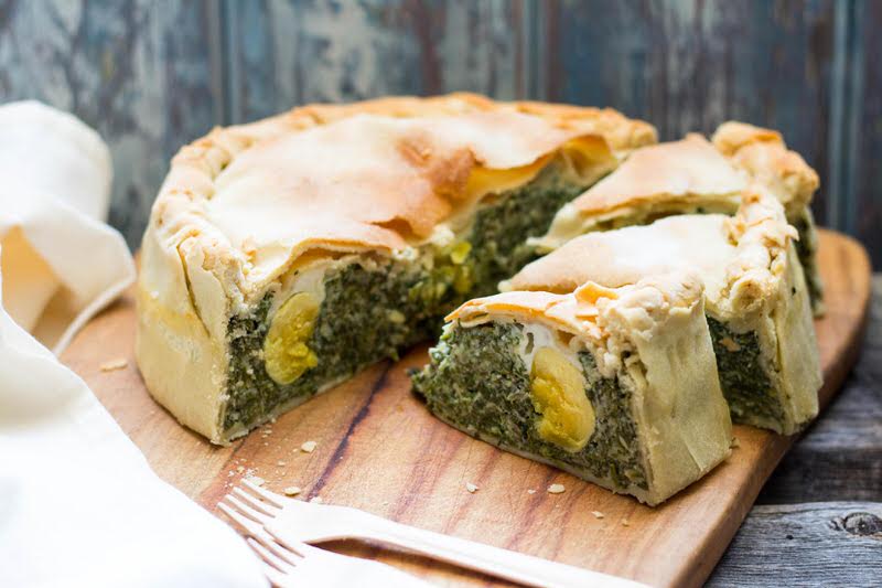 Torta pasqualina con spinaci e uova | Fattoria La Vialla