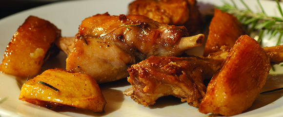 Coniglio con patate nel tegame | Fattoria La Vialla