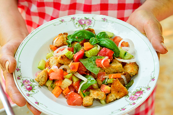 Panzanella croccante con La Poverella | Fattoria La Vialla