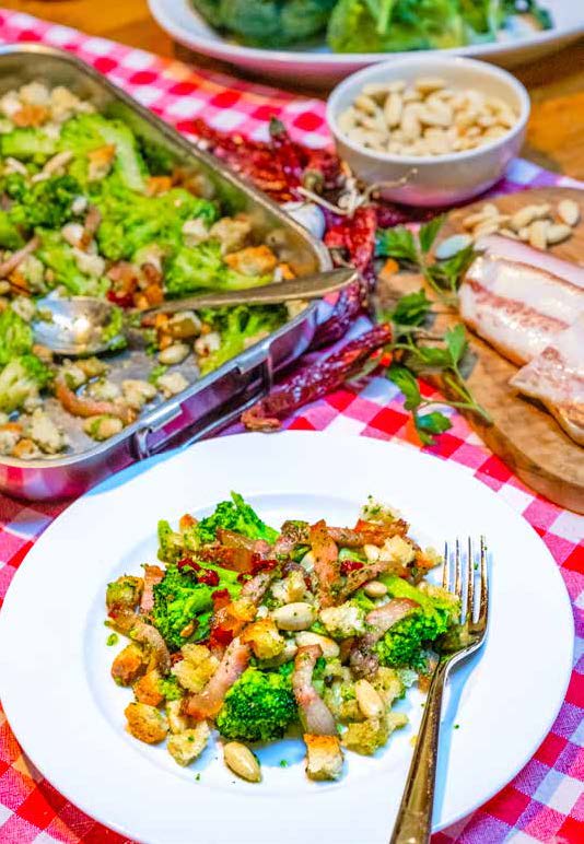 Broccoli con Mandorle e Guanciale | Fattoria La Vialla
