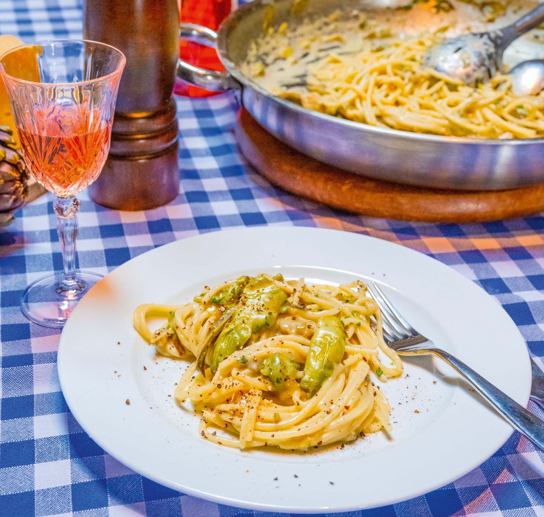 Pasta cacio e pepe con i carciofi | Fattoria La Vialla