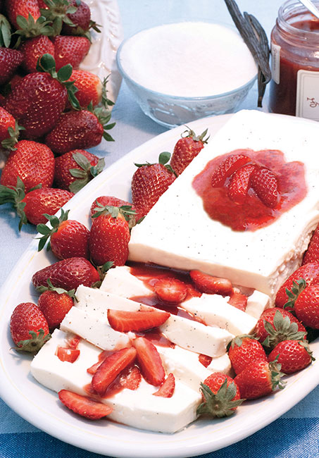 Panna cotta con le fragole | Fattoria La Vialla