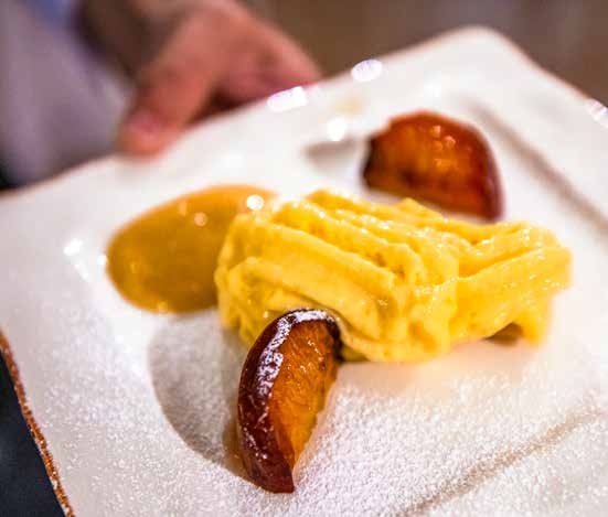 Tortini alle pesche con lo zabaione | Fattoria La Vialla
