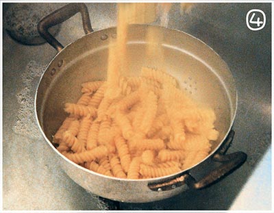 drain pasta
